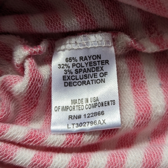 Adorable Top with Peekaboo Unicorn - Picture 4 of 7